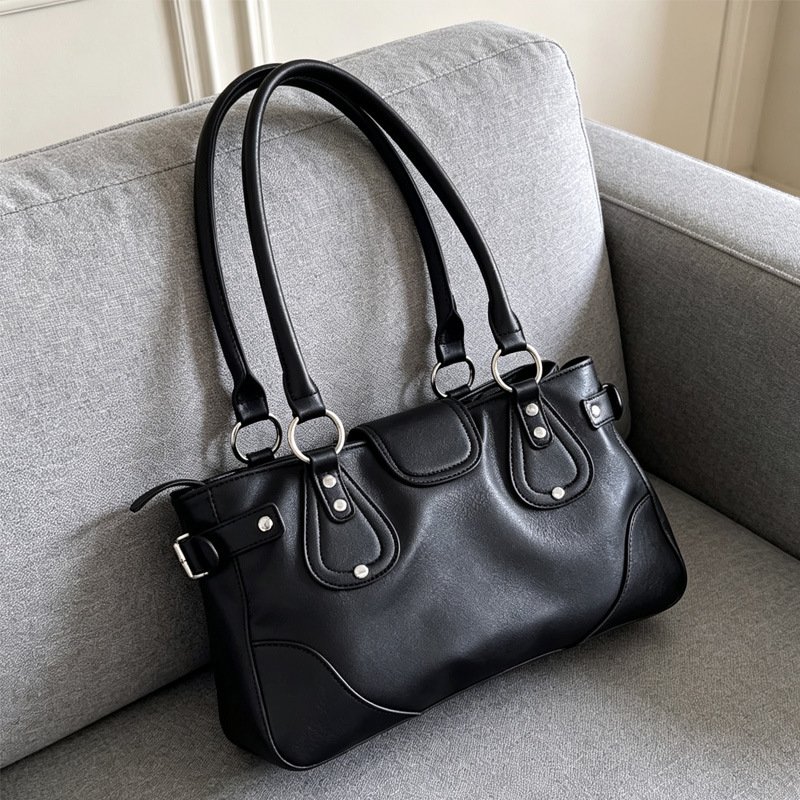 2026 yeni Y2K tarzı perçinli e - Women Bags 2026 Trends incelemesi ve fiyatı